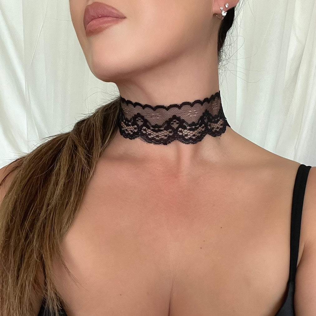 Alexis Lace Choker - black white - The Songbird Collection