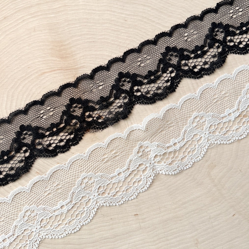 Alexis Lace Choker - black white - The Songbird Collection