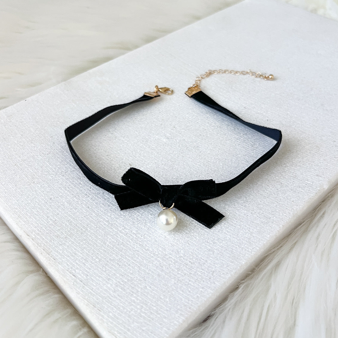 Velvety Bow Tie Choker - The Songbird Collection