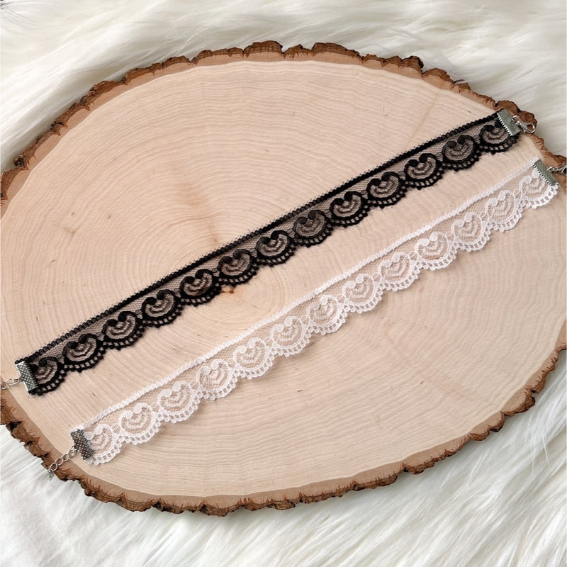 Belle Lace Choker - White or Black