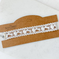 Delicate Daisy Lace Choker