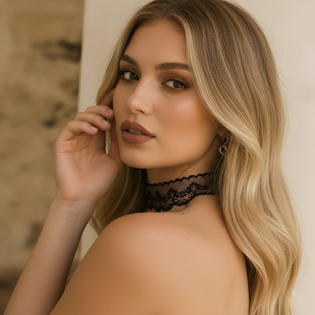 Alexis Lace Choker - White or Black