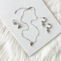 Lovely Heart Drop Earrings - LAST CHANCE!