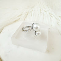 Arianne Pearl Ring