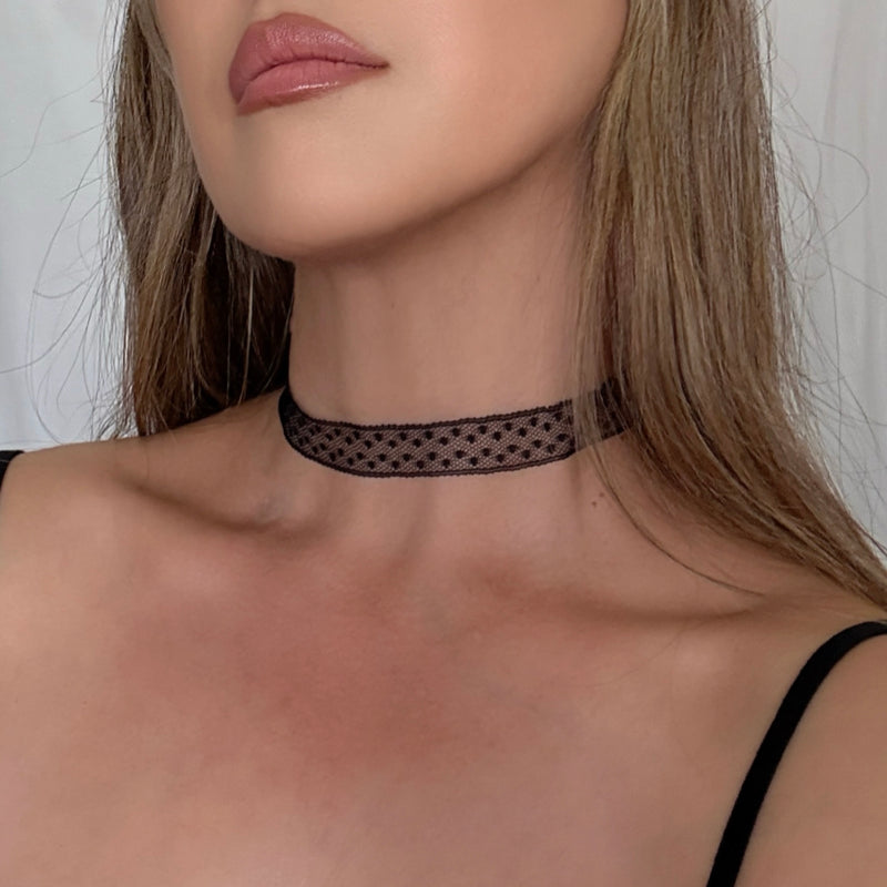 Dotty Lace Choker