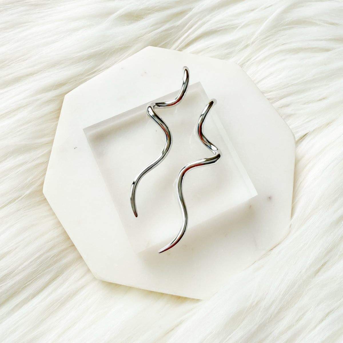 silver wavy earrings stainless steel