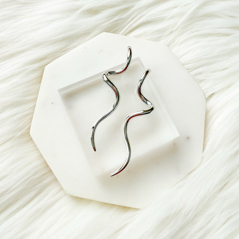 silver wavy earrings stainless steel