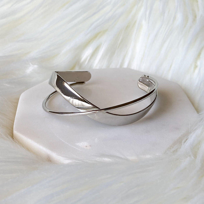 Slick & Sleek Cuff - The Songbird Collection 