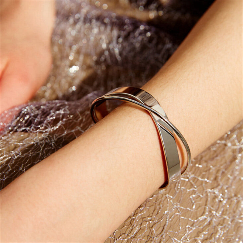 Slick & Sleek Cuff - The Songbird Collection 